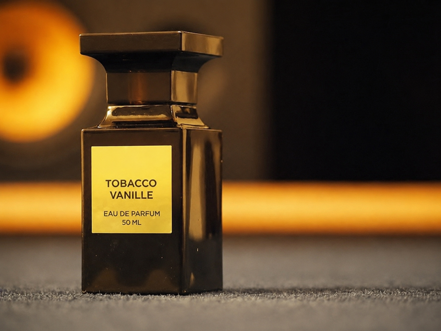 Tobacco & Vanilla Candle Jar